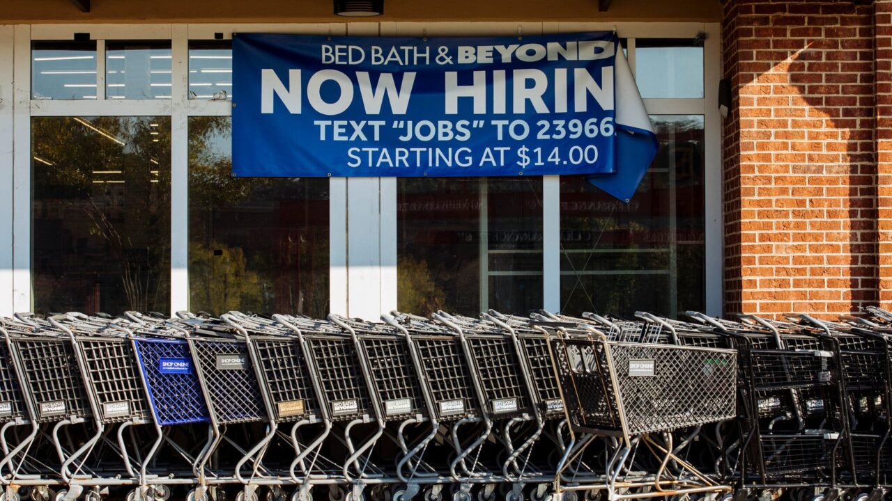 Bed, Bath, & Beyond hiring sign